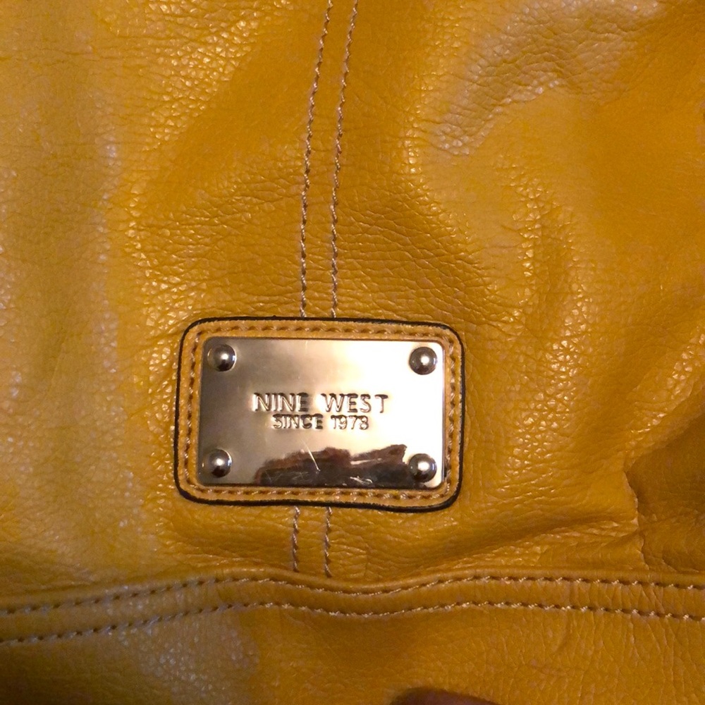 Mellow Yellow purse